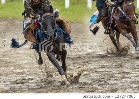 相馬野馬追：福島縣南相馬市的裝飾馬 127277063