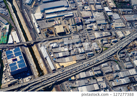 Highway in Los Angeles 127277388