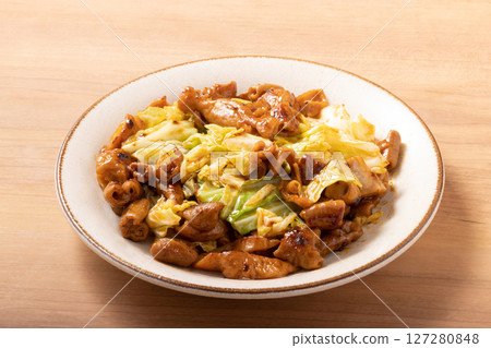 Kotetchan stir-fried cabbage Kotetchan stir-fried cabbage 127280848