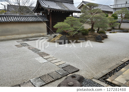 關知院花園：長者之庭（京都市南區） 127281488