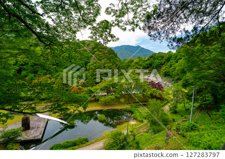 Scenery of Nezame-no-Toko in Nagano Prefecture 127283797