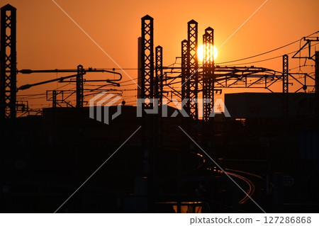 A city dyed in twilight A city dyed in twilight 127286868