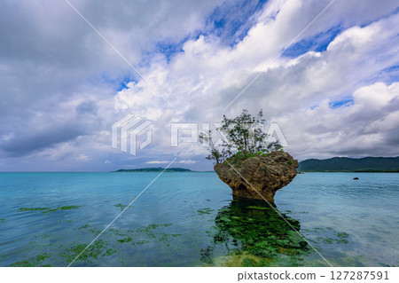 A natural object from Ishigaki Island, standing in the tropical sea: Rainy season sky A natural object from Ishigaki Island, standing in the tropical sea: Rainy season sky 127287591