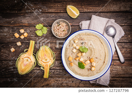 Artichoke cream soup 127287796