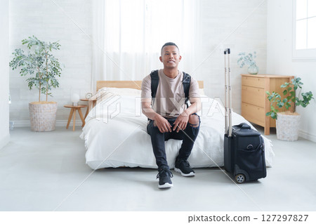 入住飯店的外國遊客 127297827