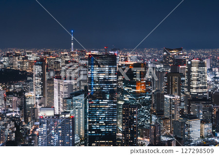 東京市中心的夜晚建築 東京市中心的夜晚建築 127298509
