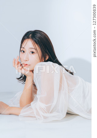 美麗的女人，化妝 127300839