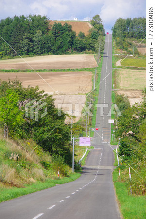 北海道上富良野町過山車路 127300986