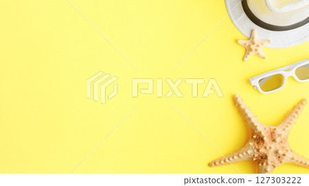 Summer holiday background with beach items. 127303222