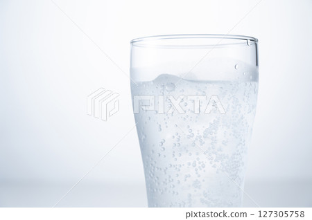 Cold cider 127305758