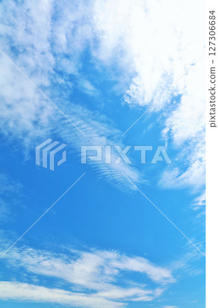 秋天天空和雲彩 127306684