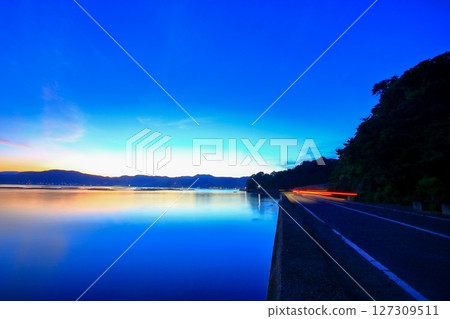 黃昏美麗的瀨戶內風景 127309511