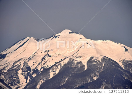 來自弘前公園的岩山山 127311813