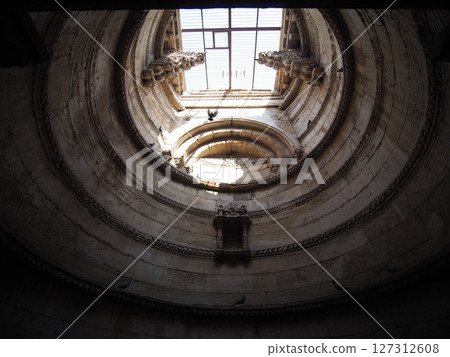 [India 2025] The most beautiful Adalaj step well 127312608
