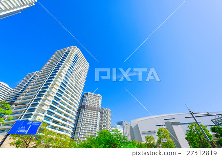 【神奈川縣】5月：橫濱港未來，高樓公寓林立 127312819