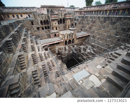 [2025 印度] 世界上最大的階梯井，Chand Baori階梯井 127313021