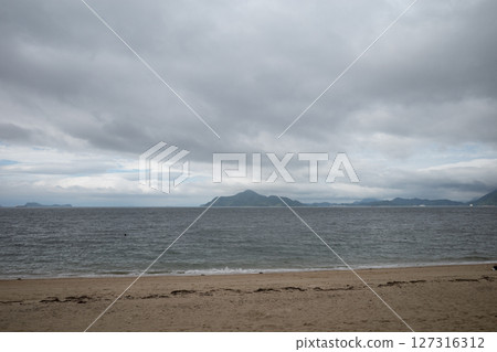 Beautiful landscape of Yokoshima Island in Fukuyama City, Hiroshima Prefecture, Japan Beautiful landscape of Yokoshima Island in Fukuyama City, Hiroshima Prefecture, Japan 127316312