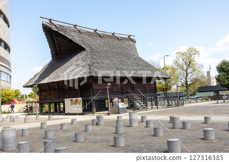 Osaka/Hoenzaka Ruins (photographed in April 2025) 127316385