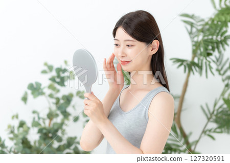 Women's skin care hand mirror Women's skin care hand mirror 127320591