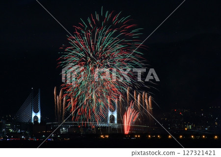 Ashiya Summer Carnival (Ashiya City, Hyogo Prefecture) Fireworks Display 127321421