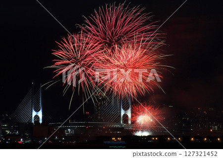 Ashiya Summer Carnival (Ashiya City, Hyogo Prefecture) Fireworks Display 127321452
