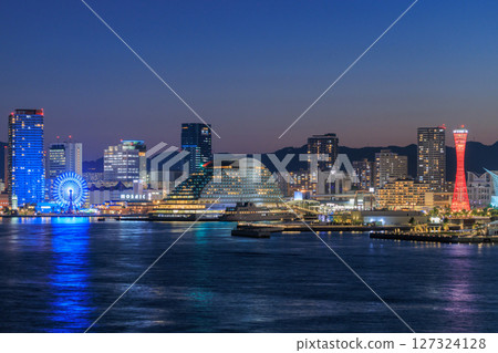 Kobe night view (Chuo-ku, Kobe, Hyogo Prefecture) Kobe night view (Chuo-ku, Kobe, Hyogo Prefecture) 127324128