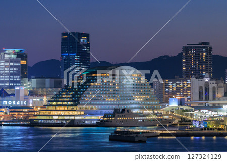 Kobe night view (Chuo-ku, Kobe, Hyogo Prefecture) 127324129