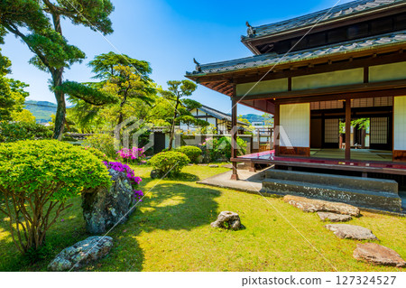 大分縣臼杵市稻葉家住宅 127324527
