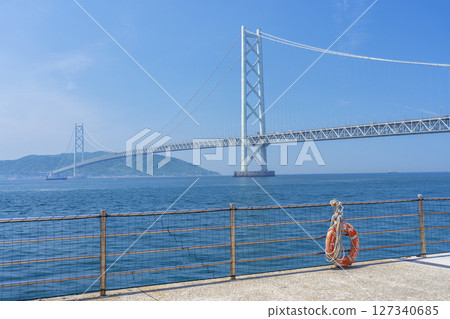Akashi Kaikyo Bridge in fine weather 127340685