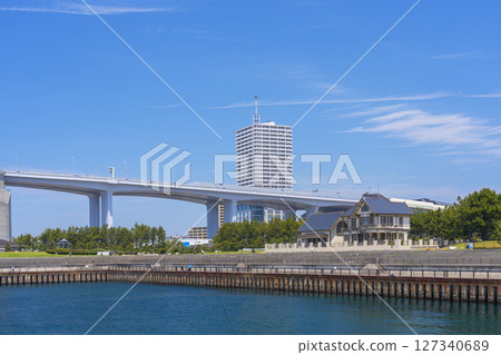 晴朗的日子裡的明石海峽大橋和武藤三治故居 127340689