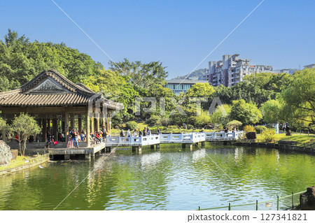 Zhishan Garden, a park within the National Palace Museum of Taiwan 127341821