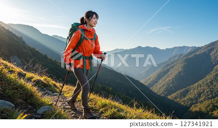 女性攀爬 127341921