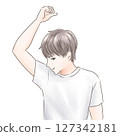 一位微笑的男士很高興，因為他再也不用擔心腋下的汗漬了 127342181