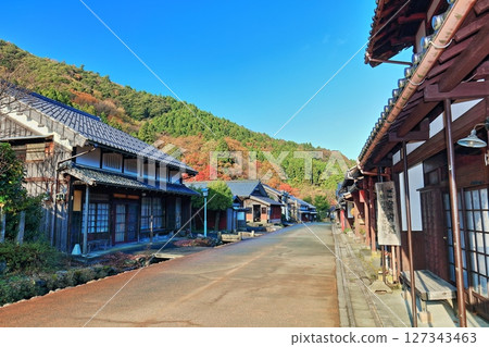 [Fukui Prefecture] Kumagawa-juku, a post town on the Wakasa Highway on a clear day 127343463