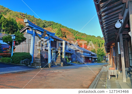 [Fukui Prefecture] Kumagawa-juku, a post town on the Wakasa Highway on a clear day 127343466