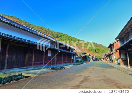 [Fukui Prefecture] Kumagawa-juku, a post town on the Wakasa Highway on a clear day 127343470