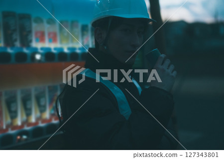 保安人員的寒假 127343801
