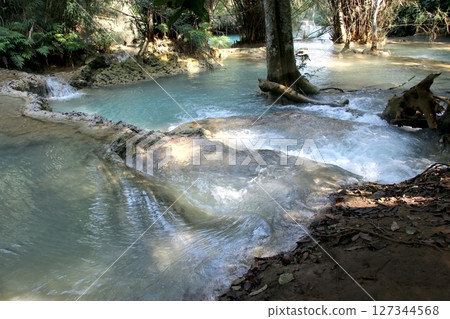 Kwansi Falls 127344568