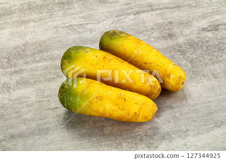 Delicous Yellow Carrot for cooking Delicous Yellow Carrot for cooking 127344925