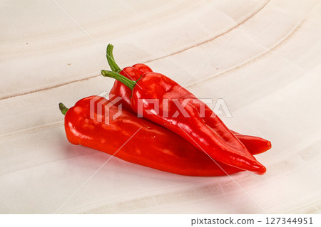 Sweet ripe red ramiro pepper 127344951