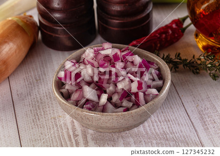 Diced red onion in the bowl 127345232