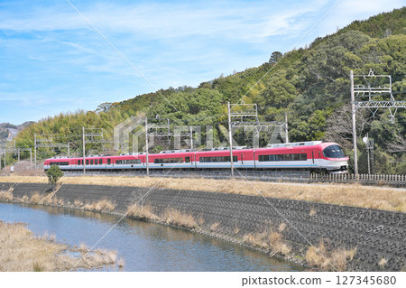[Kintetsu Limited Express Ise-Shima Liner (23000 series)] 127345680