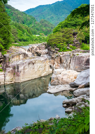 "Nezame-no-Toko" Kisoji scenic spot 127347081
