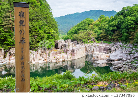 “Nezame-no-Toko”木曾路風景區 127347086