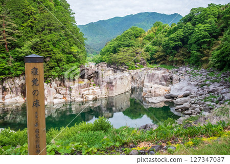 “Nezame-no-Toko”木曾路風景區 “Nezame-no-Toko”木曾路風景區 127347087