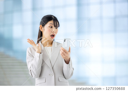 Young business woman Young business woman 127350688