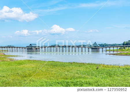 青森縣鶴太町：夏季的熱門旅遊景點：鶴之舞橋 127350952