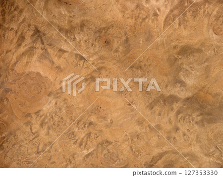Myrtle root veneer with mesmerizing patterns and a warm, golden sheen 127353330