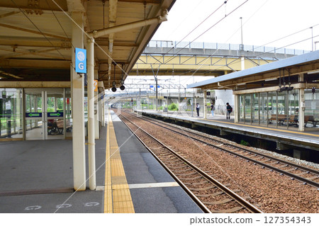 JR Hokkaido, local train scene from Tomakomai Station to Minami-Chitose Station (Summer 2023) JR Hokkaido, local train scene from Tomakomai Station to Minami-Chitose Station (Summer 2023) 127354343