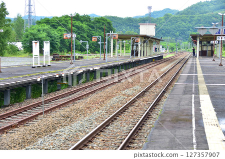 JR北海道石升線新夕張站至新得站的景色(2023年夏季) JR北海道石升線新夕張站至新得站的景色(2023年夏季) 127357907